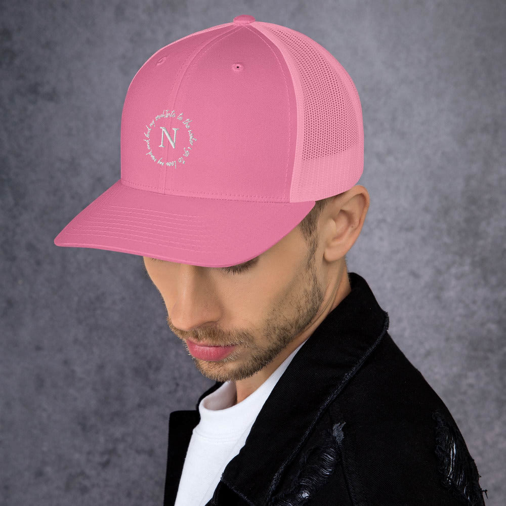 N Trucker snapback
